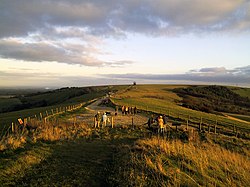 Combe Gibbet qarashlari - east.jpg