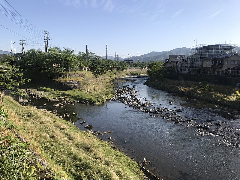 File:Confluence of Iwakura and Takano rivers 20200512.jpg