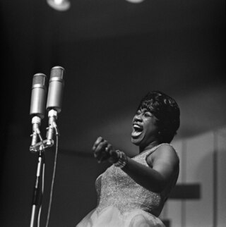 <span class="mw-page-title-main">Irene Reid</span> American jazz singer