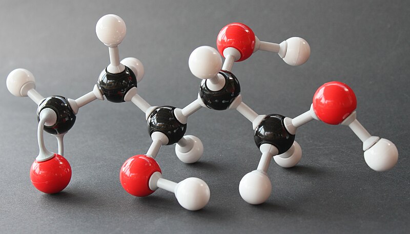 File:D-Desoxyriboruranose Molekülbaukasten 8883.jpg