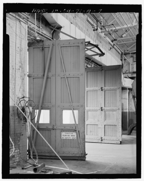 File:DETAIL, SOUTH SIDE SHIPPING DOORS. - R. K. LeBlond Machine Tool Company, Production Building, 2980 Madison Road, Norwood, Hamilton County, OH HAER OH-71-A-7.tif