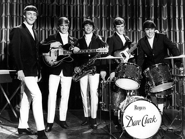 The Dave Clark Five in 1964. L–R: Mike Smith, Lenny Davidson, Denis Payton, Rick Huxley, Dave Clark.