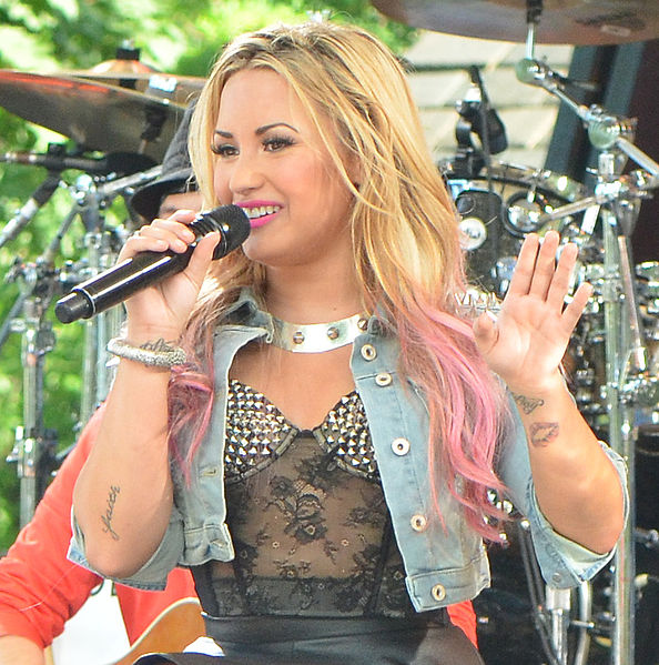 File:Demi Lovato 5, 2012.jpg