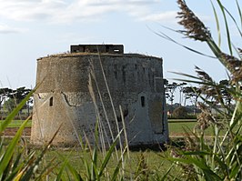 Deels vervallen martellotoren in Bawdsey