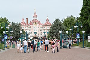 Disneyland Park 05, Paris 22 August 2013.jpg