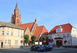 Town center with the Saint Clare church and the town hall
