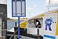 Nederlands: Waterbus VLIJ bij de halte Ridderkerk