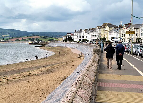 The seafront, looking west towards Dawlish Warren