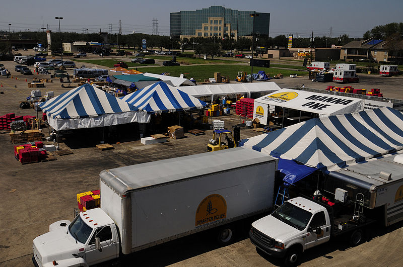 File:FEMA - 39022 - Overview of Baptist Men mobile kitchen and commodity point of distribution in Texas.jpg