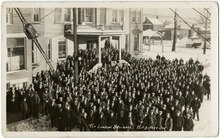 Striking lumber workers outside the Finnish Labour Temple, 1933 Finnish Canadian collection - striking lumber workers outside the Finnish Labour Temple (I0058051).tiff