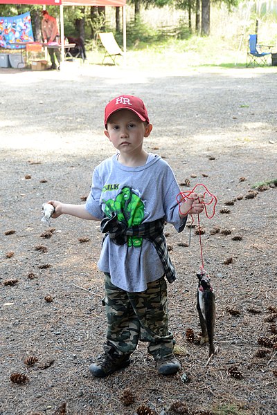 File:Fishing Clinic 2015, Mt Hood National Forest (22826704454).jpg