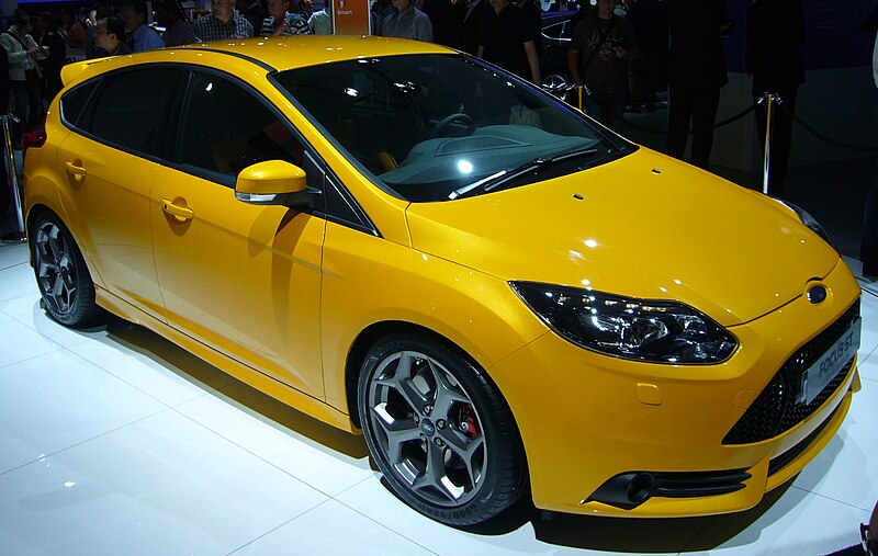 File:Ford Focus ST IAA 2011 (front quarter).jpg