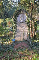 Frankfurt, main cemetery, grave V 267 Sendelbach.JPG