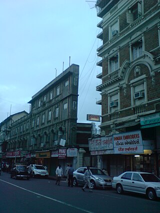 <span class="mw-page-title-main">Charni Road</span> Neighbourhood in Mumbai City, Maharashtra, India