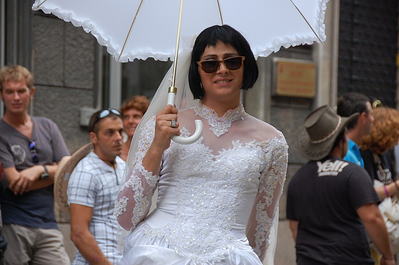 File:Genova Gay Pride 2009.jpg