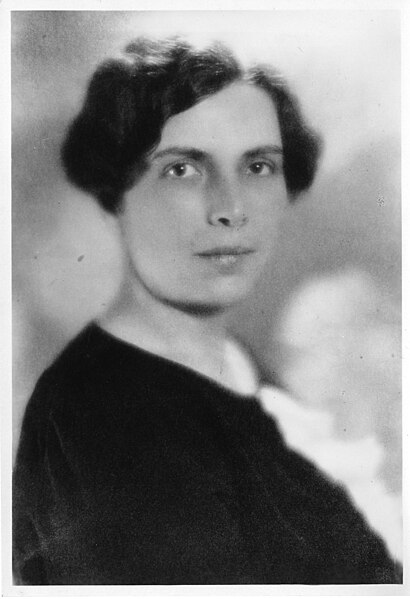 File:Gladys Rowena Henry Dick (1881-1963).jpg