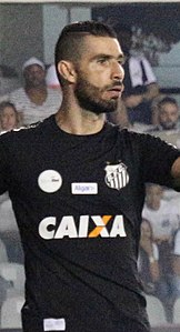 Goleiro Vanderlei, do Santos, foi destaque da partida em que o Peixe venceu o Verdão por 1 a 0, válida pelo Brasileirão 2017 (35278066666) (cropped).jpg