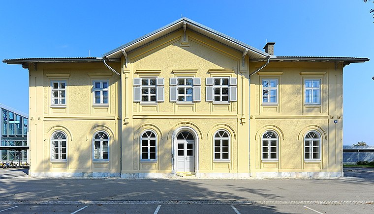 Aufnahmsgebäude Bahnhof Grafenstein