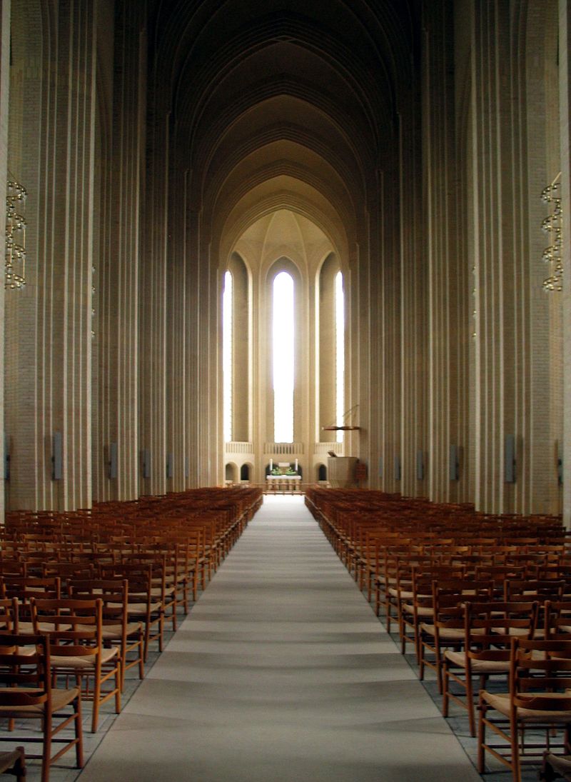 File:Grundtvigskirken-alter-2005.jpg - Wikipedia