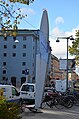 Skulptur af Gun Gordillo på Norrmalm.