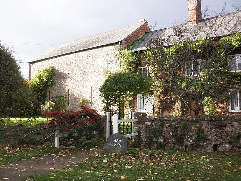 File:Ham Farmhouse - geograph.org.uk - 3746361.jpg