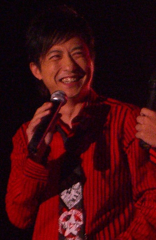 Harlem Yu at Taiwan Shih Hsin University's 50th anniversary celebration concert, 14 October 2006