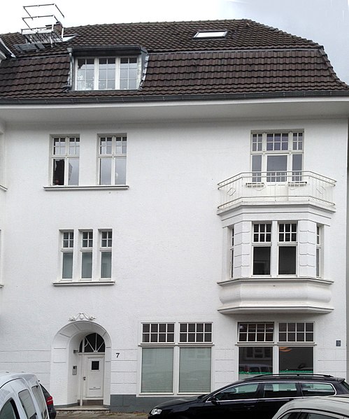 File:Haus Steffenstraße 7, Wildenbruchstraße 107a, Düsseldorf-Oberkassel 02.jpg