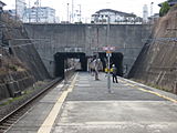 ホームと打上トンネル（2013年1月13日）