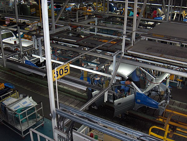 The world's largest automobile manufacturing plant in Ulsan, South Korea, produces over 1.6 million vehicles annually.