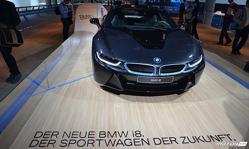 File:IAA 2013 BMW i8 (9833734625).jpg