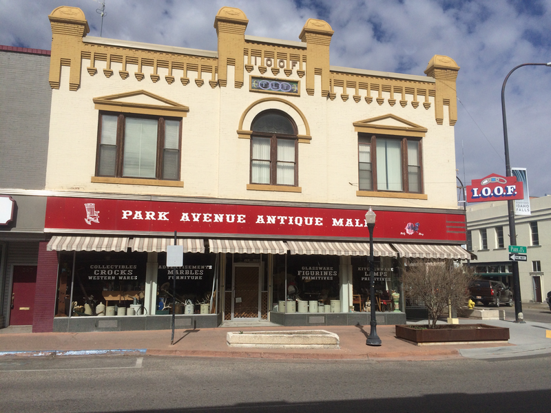 File:Idaho Falls, ID — IOOF Building (2016-04-03).png