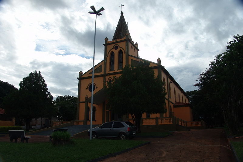 File:Igreja São Pedro Turvo 020110 REFON 2.JPG