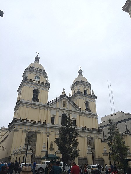 File:Igreja de São Pedro, Lima - Peru - panoramio.jpg