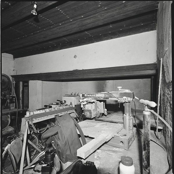 File:Interieur boerderij, zicht op schouw met schouwbalk - Driebergen-Rijsenburg - 20428092 - RCE.jpg