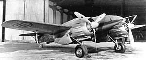 Italiensk IMAM Ro.57 fighter prototype front quarter view.jpg