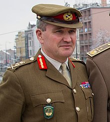 James Everard (39521465025) (Everard przycięty).jpg