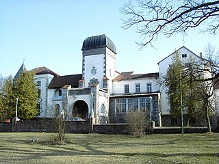 <span class="mw-page-title-main">Jaungulbene Manor</span> Manor house in Latvia