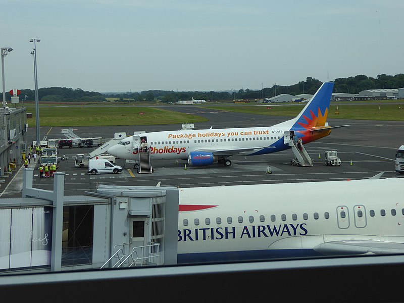 File:Jet2.com (G-GDFB), Newcastle Airport, July 2014.JPG