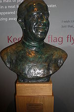 Jimmy Murphy statue.JPG