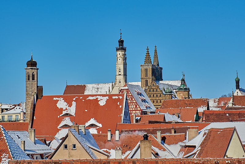 File:Johanniskirche, Rathaus, Jakobskirche Rothenburg ob der Tauber 20210213 001.jpg