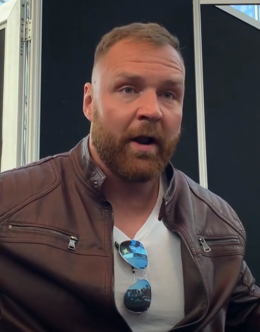 Jon Moxley 2019.png