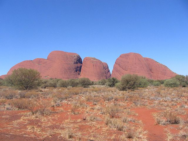 File:Kata_Tjuta_Australia.jpg