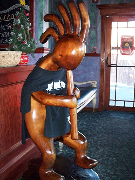 File:Kokopelli Humpbacked Flute Player Wooden Statue Berkshire Massachusetts.jpg