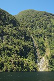 Lady Alice Falls (Doubtful Sound).jpg