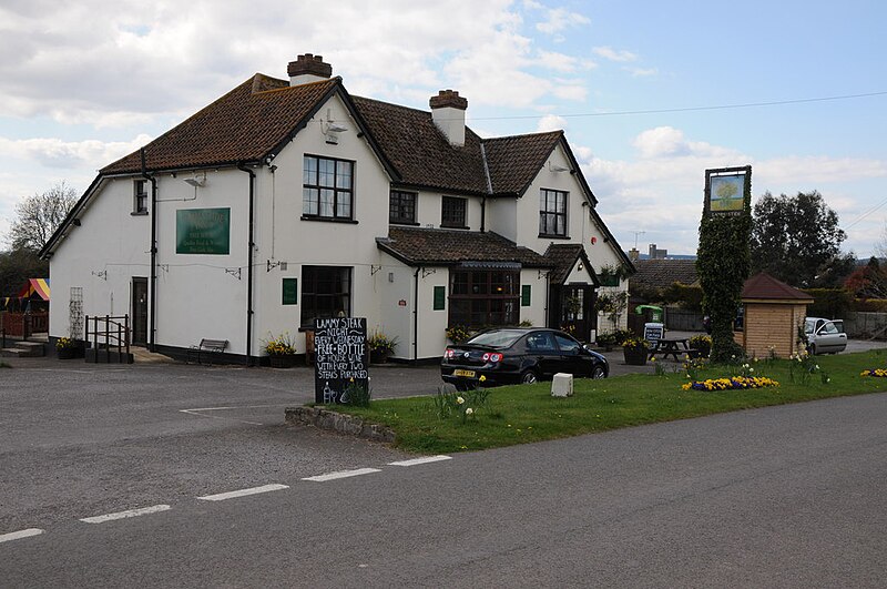 File:Lammastide Inn - geograph.org.uk - 2902520.jpg