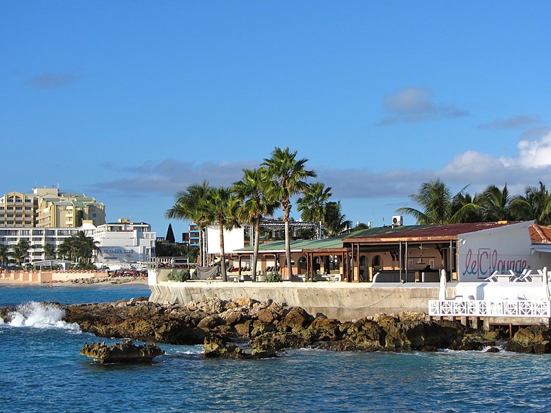 File:Le C-Lounge at Maho Bay (6543951611).jpg