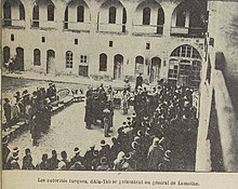 Les autorités turques d'Aïntab se présentent au général de Lamothe, commandant la 2e division (février 1921).jpg