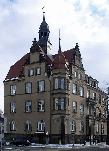 File:Leuben - Rathaus 2.jpg