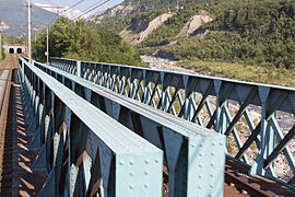 Pont des Resses sur l'Arc (PK 212.416, 75m), en direction de Modane / Villargondran