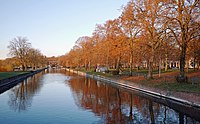 Canal de la Moyenne le long de l’esplanade